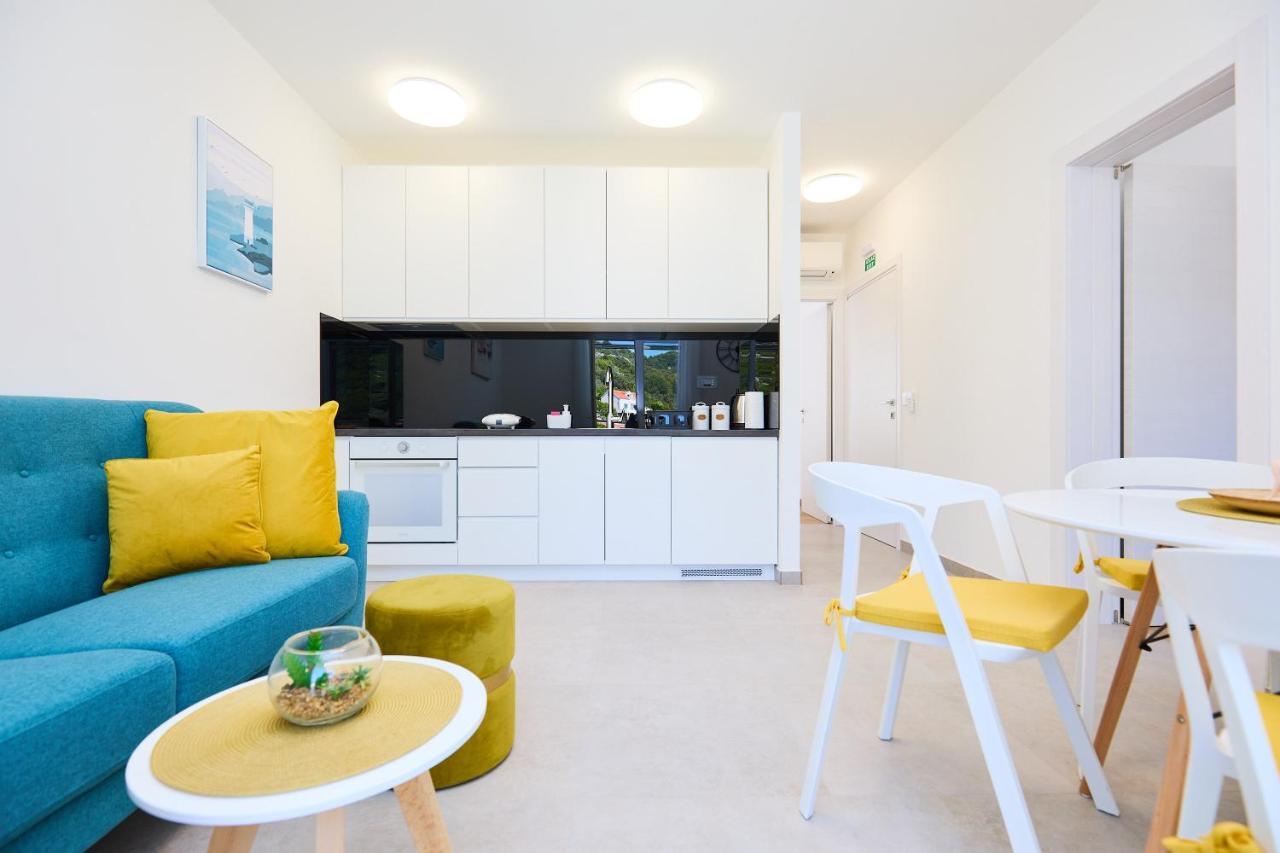 Green Lantern Apartments Okuklje المظهر الخارجي الصورة