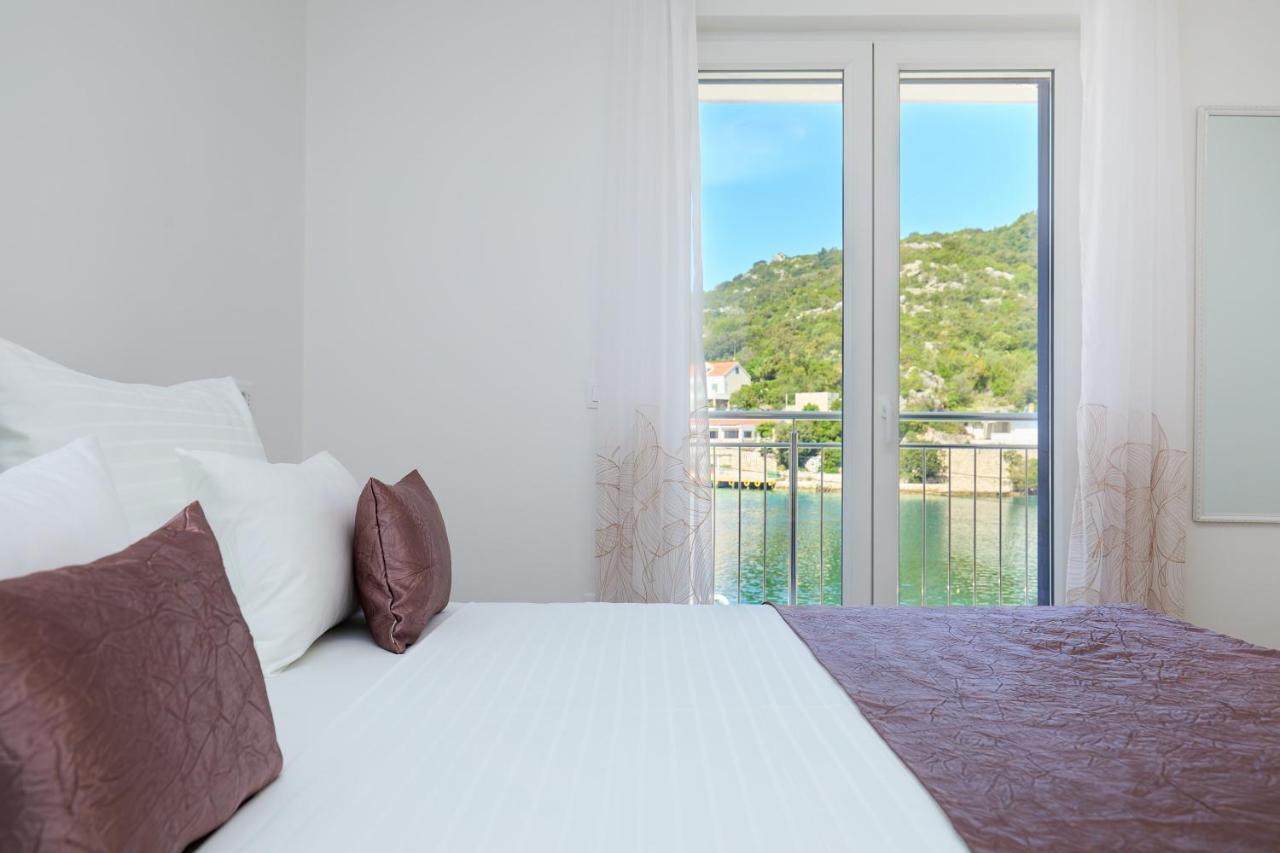 Green Lantern Apartments Okuklje المظهر الخارجي الصورة