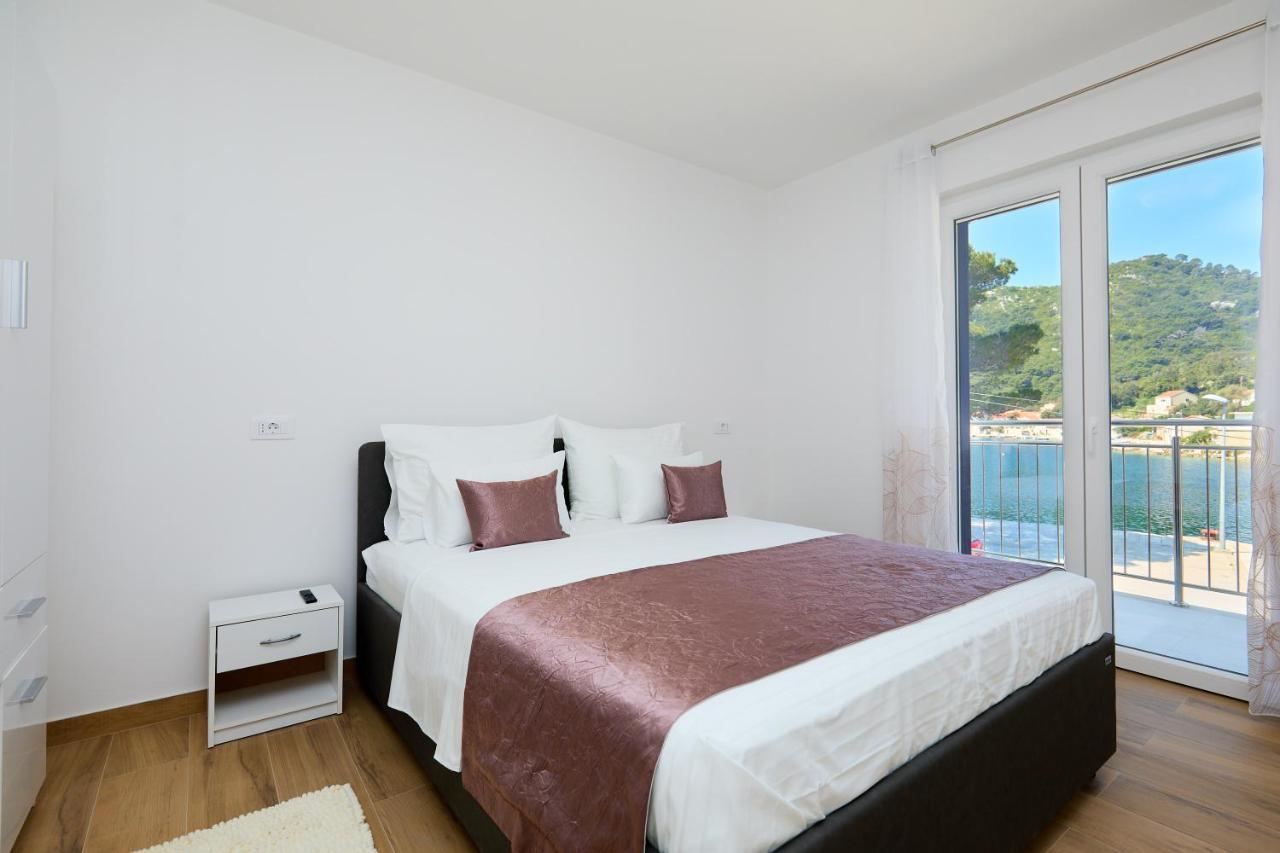 Green Lantern Apartments Okuklje المظهر الخارجي الصورة