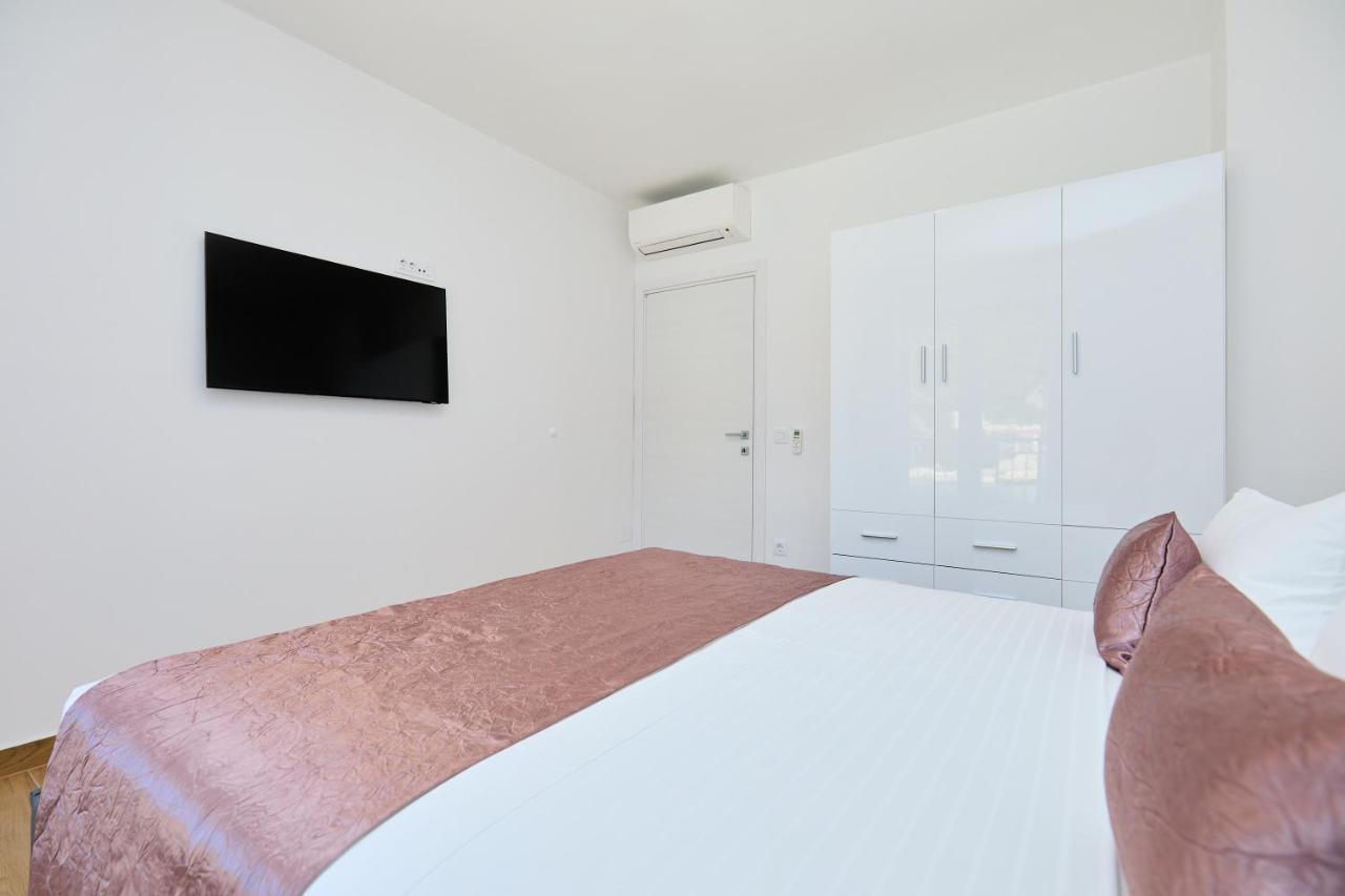 Green Lantern Apartments Okuklje المظهر الخارجي الصورة